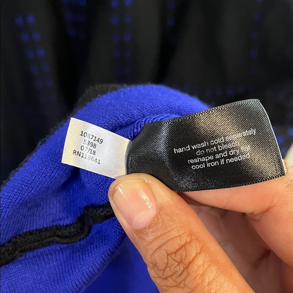 Lane Bryant Black and Blue Patterned 3/4 Sleeve Dress - Picture 4 of 11